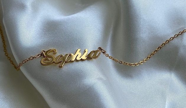 Popular name necklaces deals