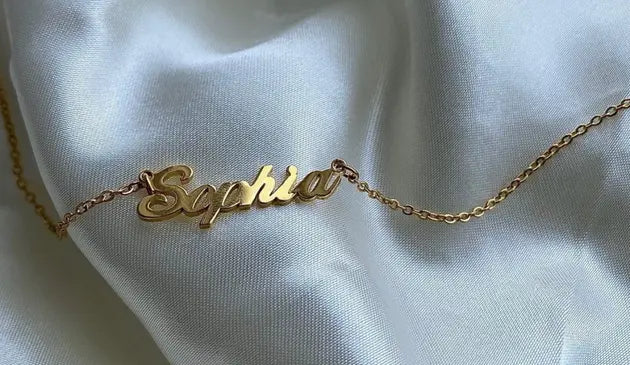 How Popular Are Name Necklaces And Are They In Style? [2023] - ROSOKI