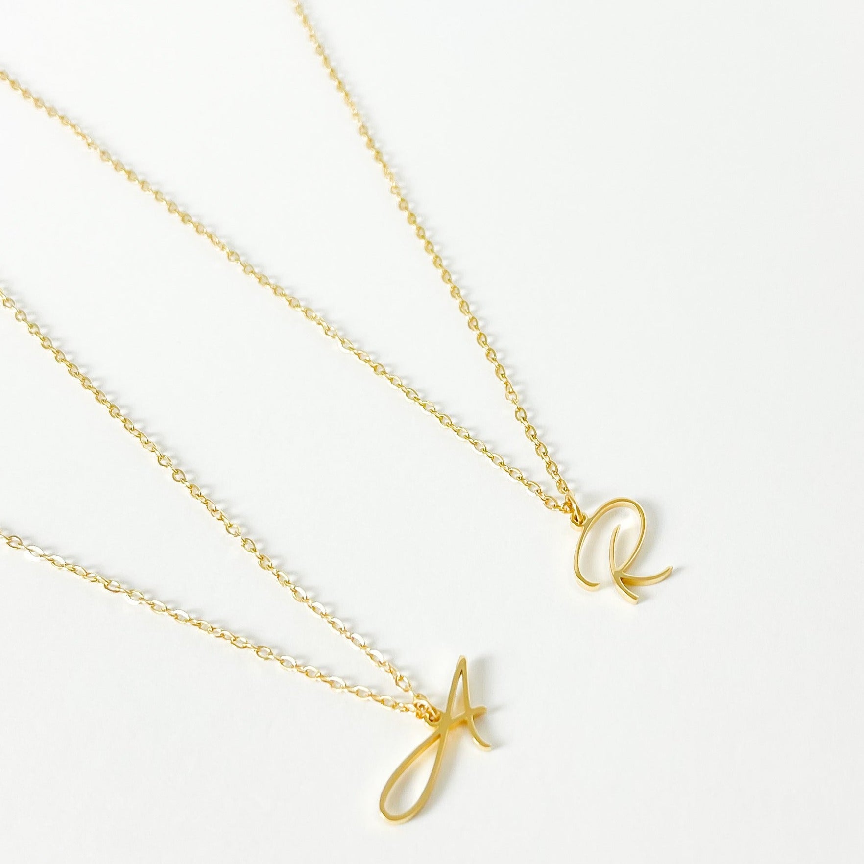 The Cursive Initial Necklace Personalised Jewellery ROSOKI ROSOKI The cursive initial necklace personalised jewellery rosoki rosoki