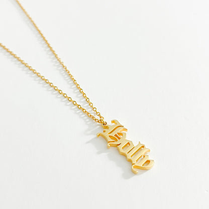 THE VERTICAL OLD ENGLISH NAME NECKLACE